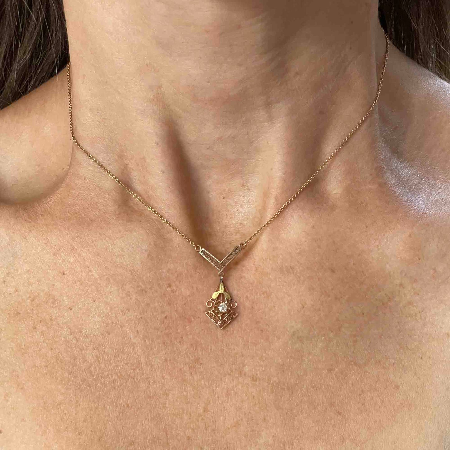 Antique Edwardian Filigree 10K Gold Buttercup Diamond Necklace